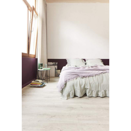 Ламинат SPC Berry Alloc Live Plank Serene Pearl фото в интерьере
