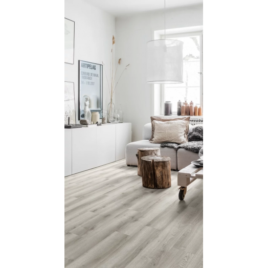 Ламинат SPC Adelar Solida Traditional Oak 03935 фото в интерьере